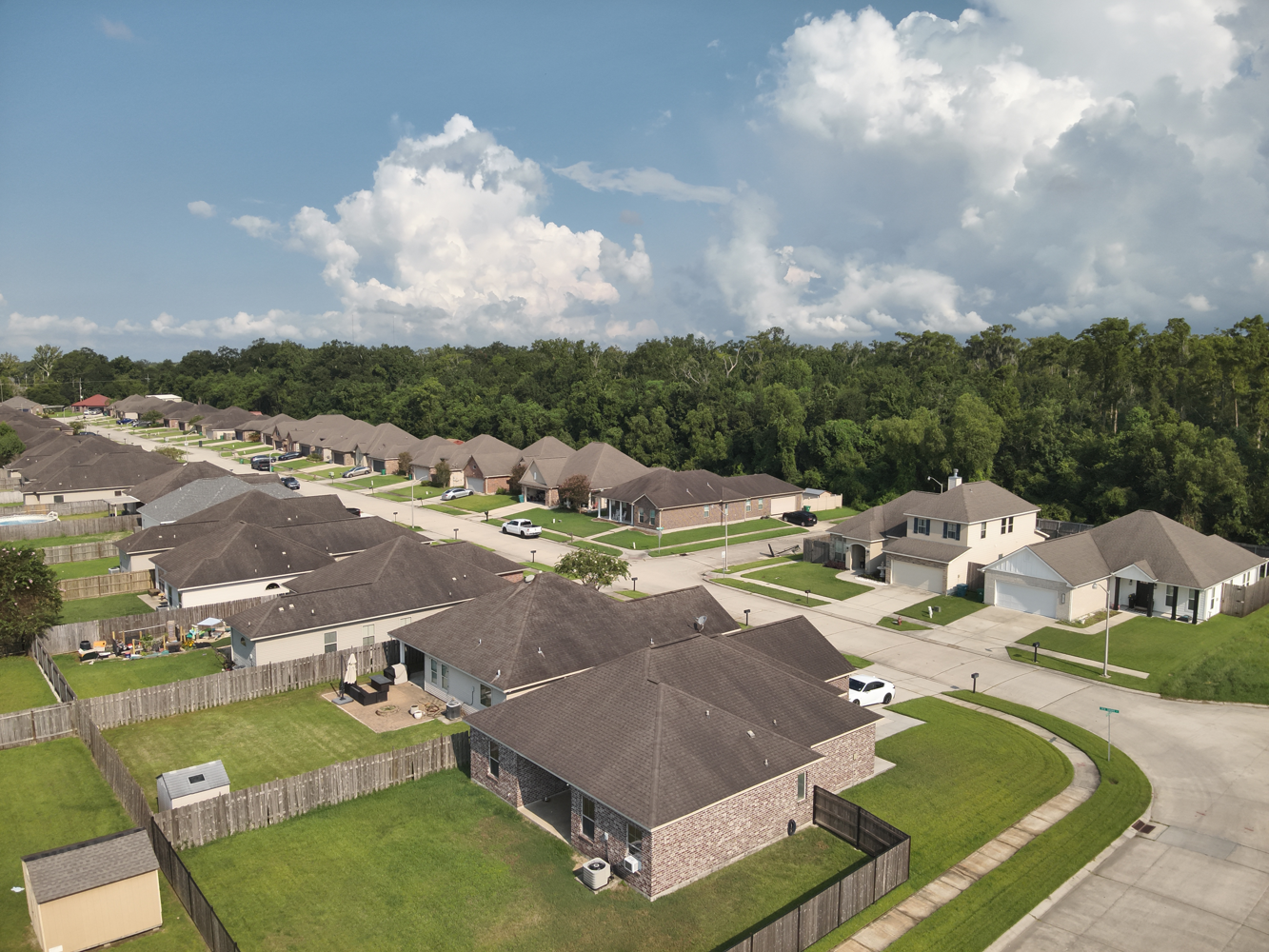 https://horizonhomesllc.net/wp-content/uploads/2026/03/subdivision-construction-img.webp